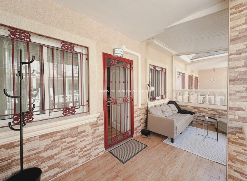 Revente - Villa - Orihuela Costa - La Zenia