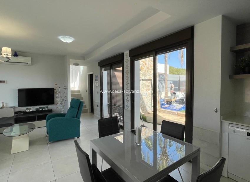 Revente - Villa - Orihuela Costa - Lomas de Cabo Roig
