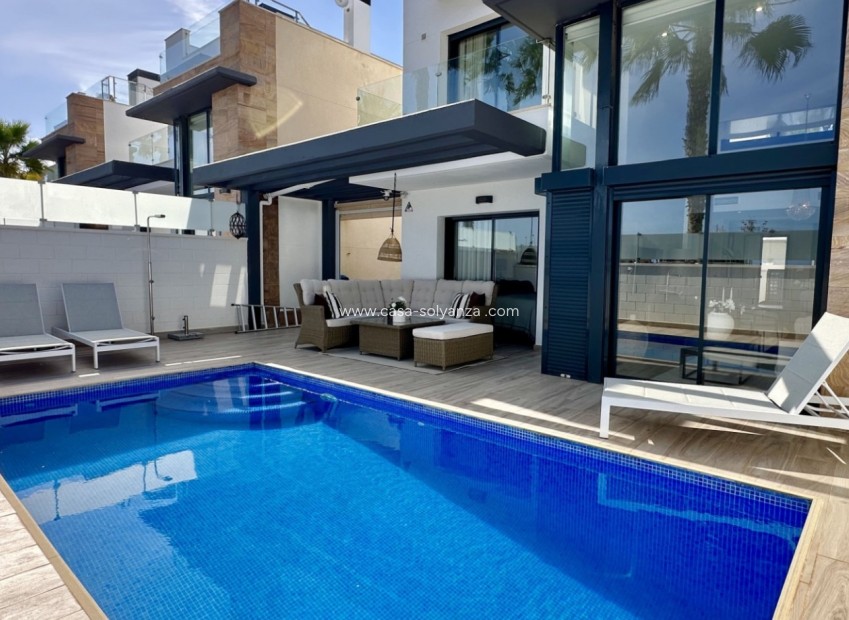 Revente - Villa - Orihuela Costa - Lomas de Cabo Roig