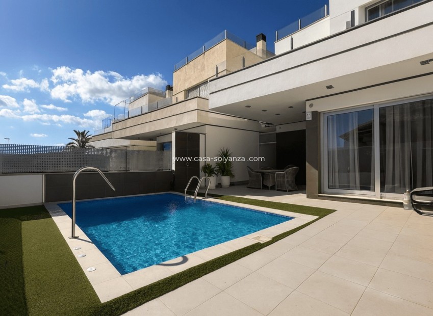 Revente - Villa - Orihuela Costa - Lomas de Cabo Roig