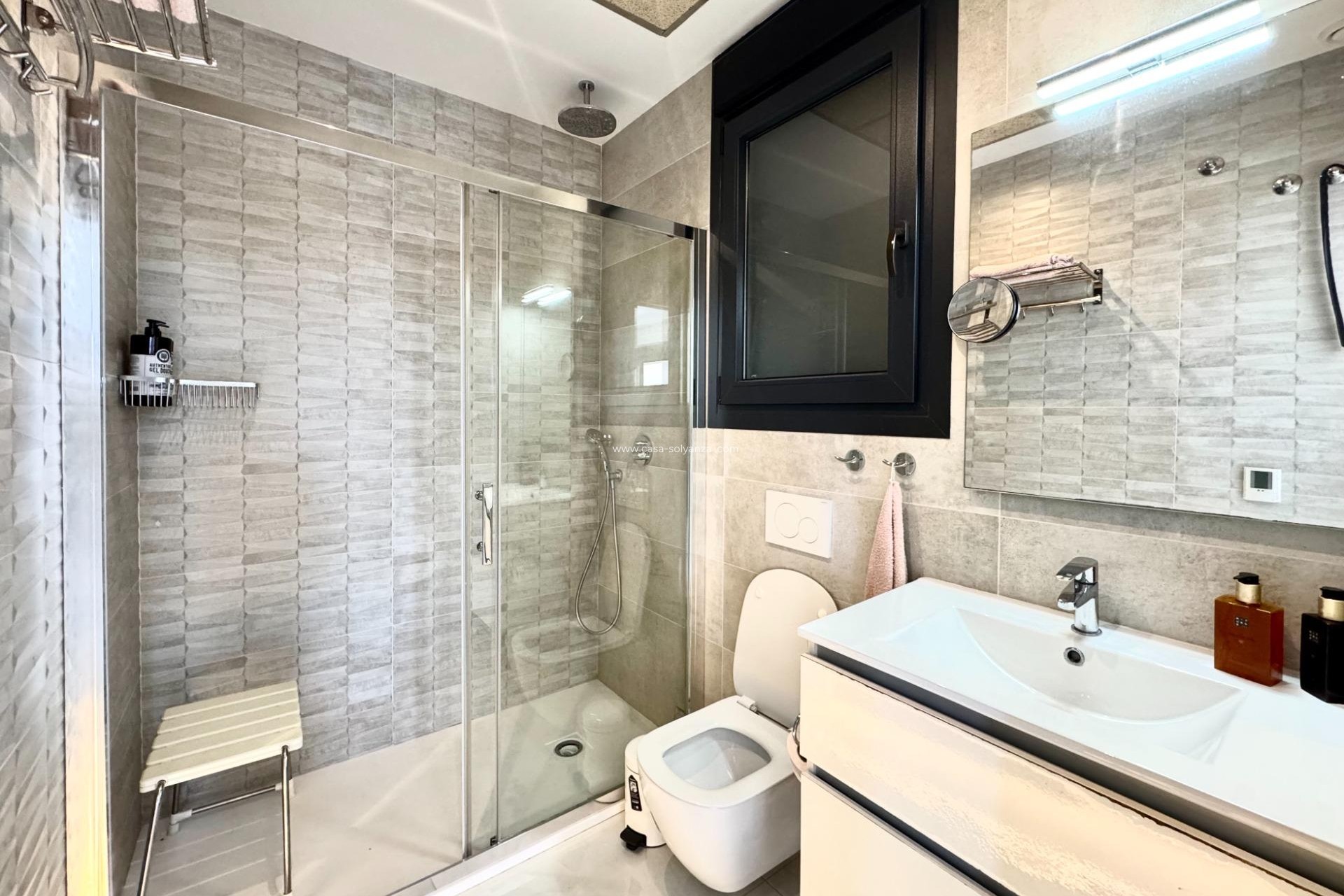 Revente - Villa - Orihuela Costa - Lomas de Cabo Roig