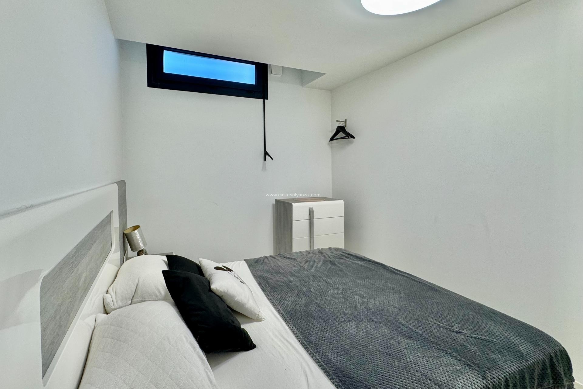 Revente - Villa - Orihuela Costa - Lomas de Cabo Roig