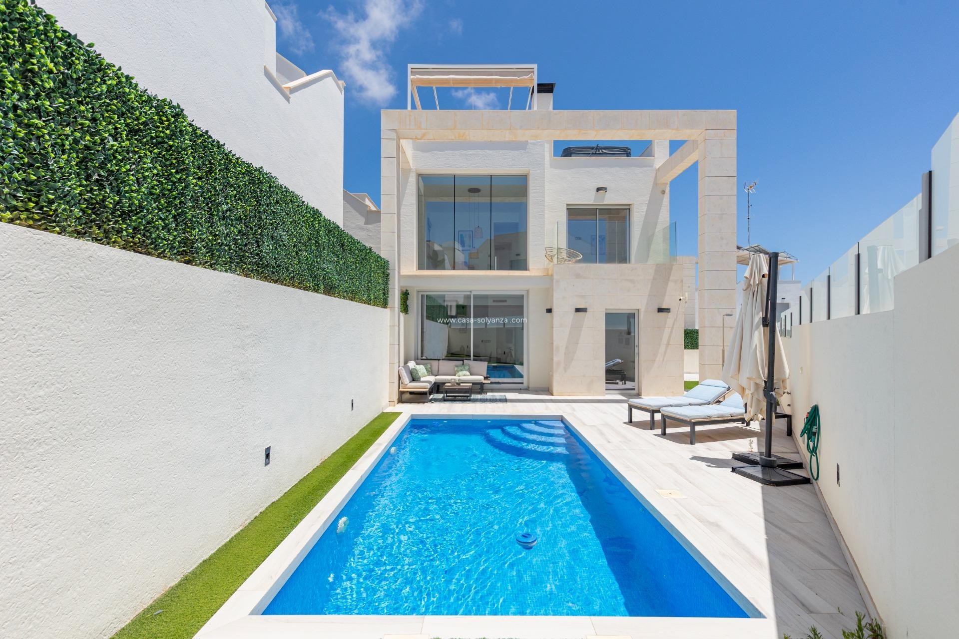 Revente - Villa - Orihuela Costa - Lomas de Cabo Roig