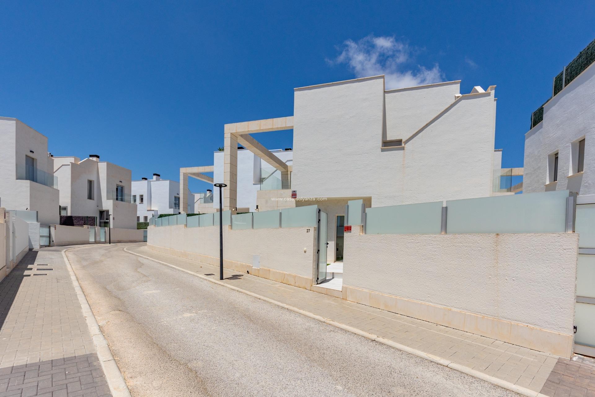 Revente - Villa - Orihuela Costa - Lomas de Cabo Roig