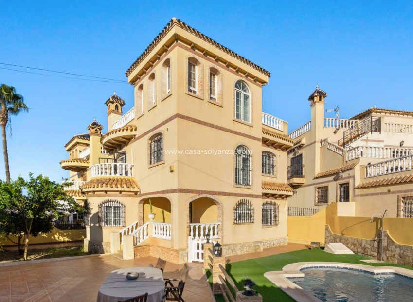 Revente - Villa - Orihuela Costa - Los Almendros-La Florida