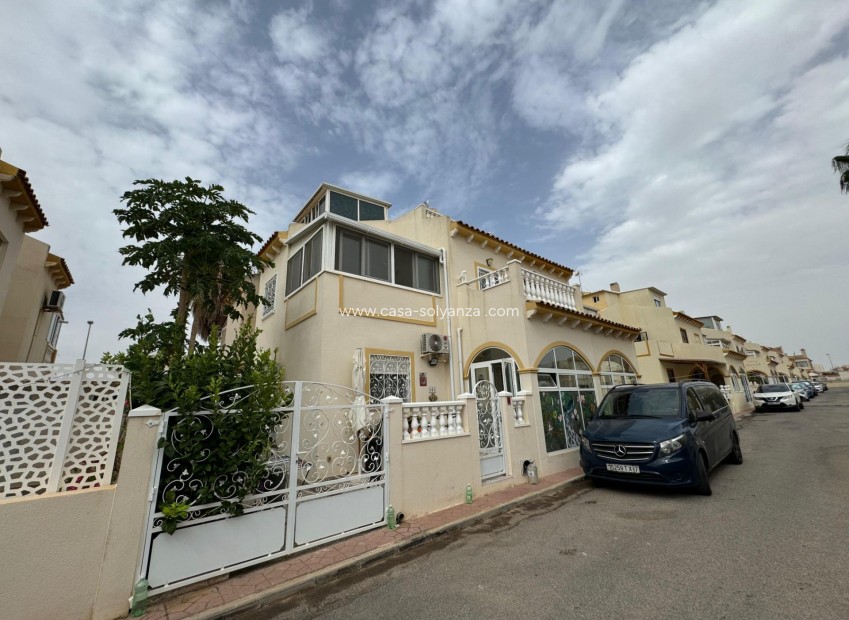 Revente - Villa - Orihuela Costa - Los Dolses