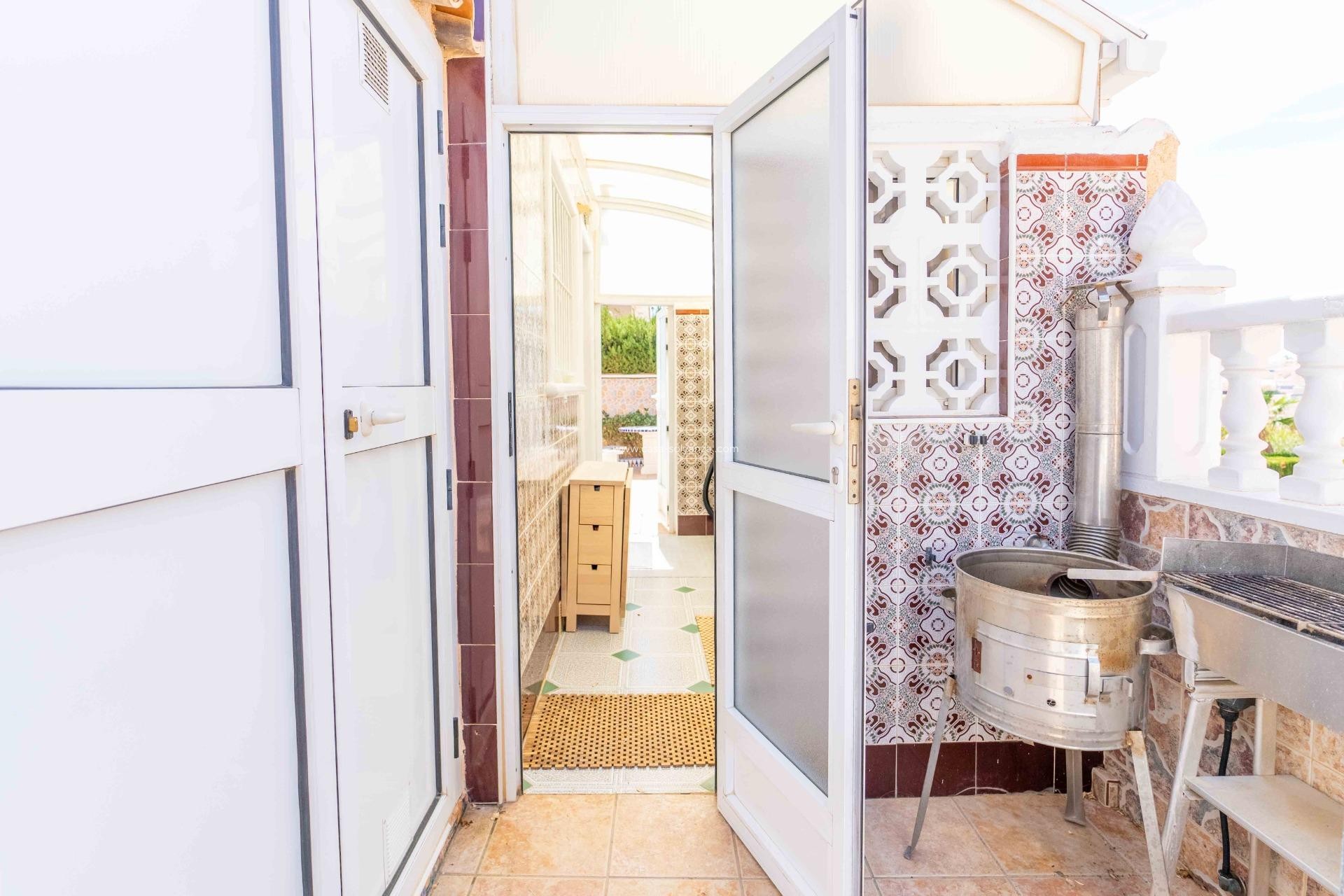 Revente - Villa - Orihuela Costa - Punta Prima