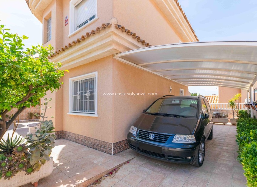 Revente - Villa - Orihuela Costa - Punta Prima