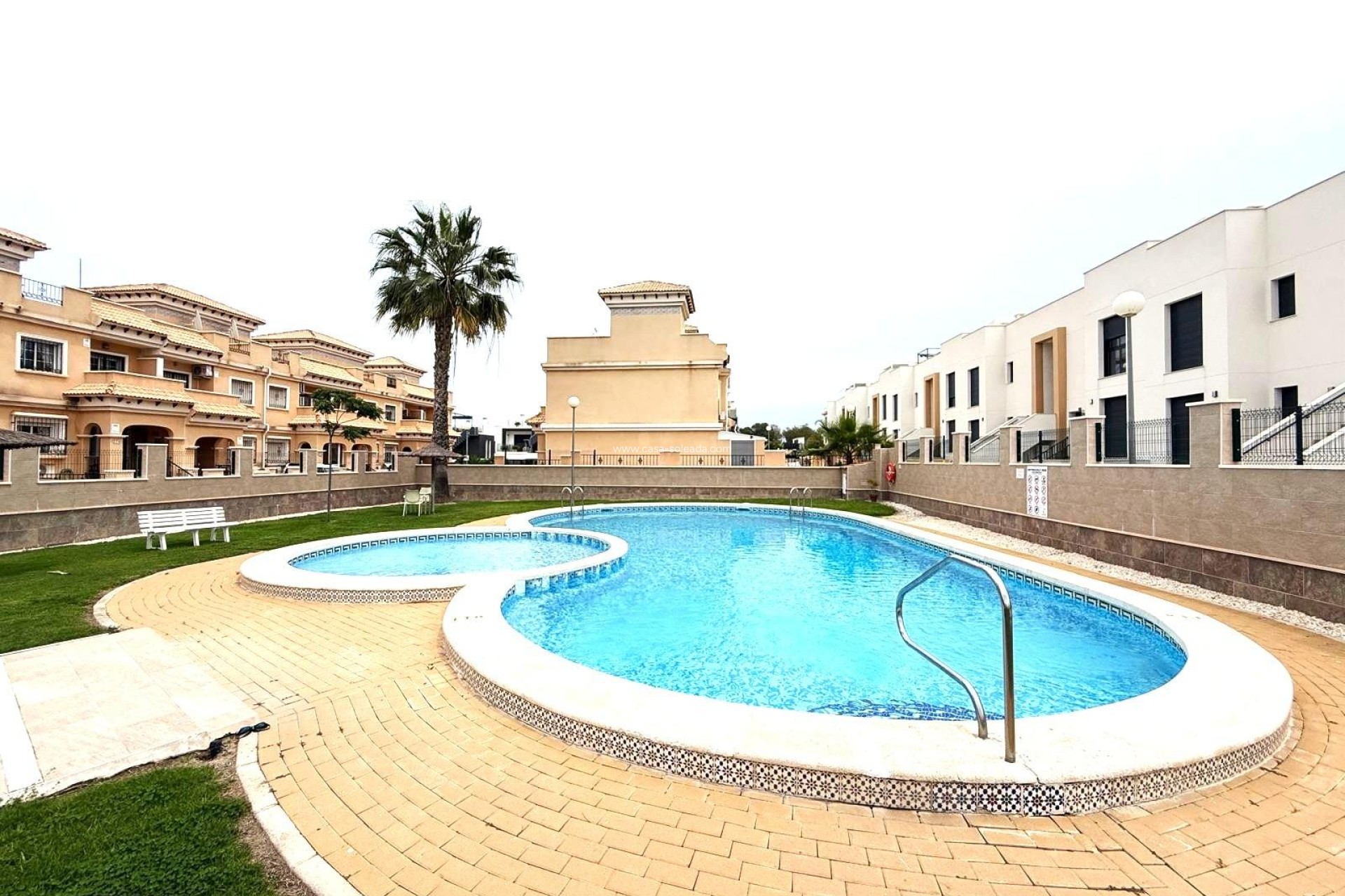 Revente - Villa - Orihuela Costa - Villamartín