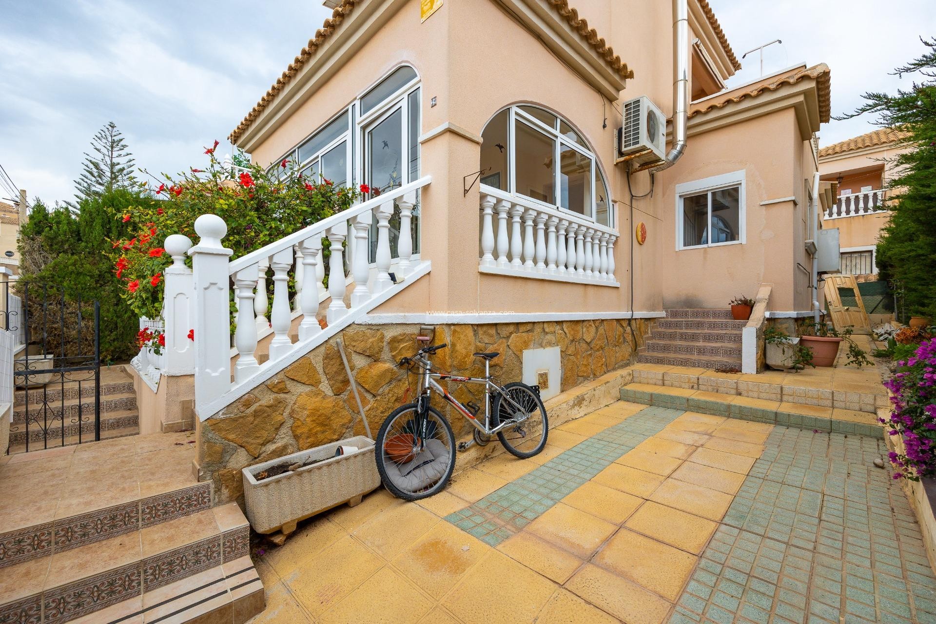 Revente - Villa - Orihuela Costa - Villamartín