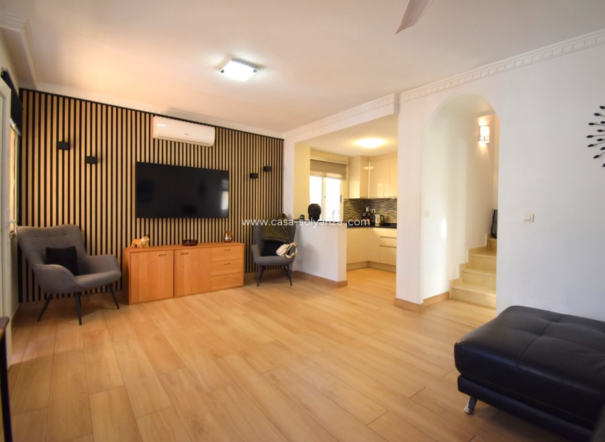 Revente - Villa - Orihuela Costa - Villamartín