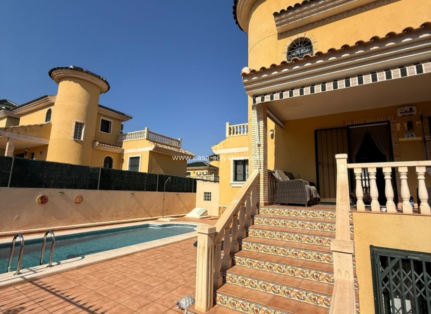 Revente - Villa - Orihuela - Villamartin