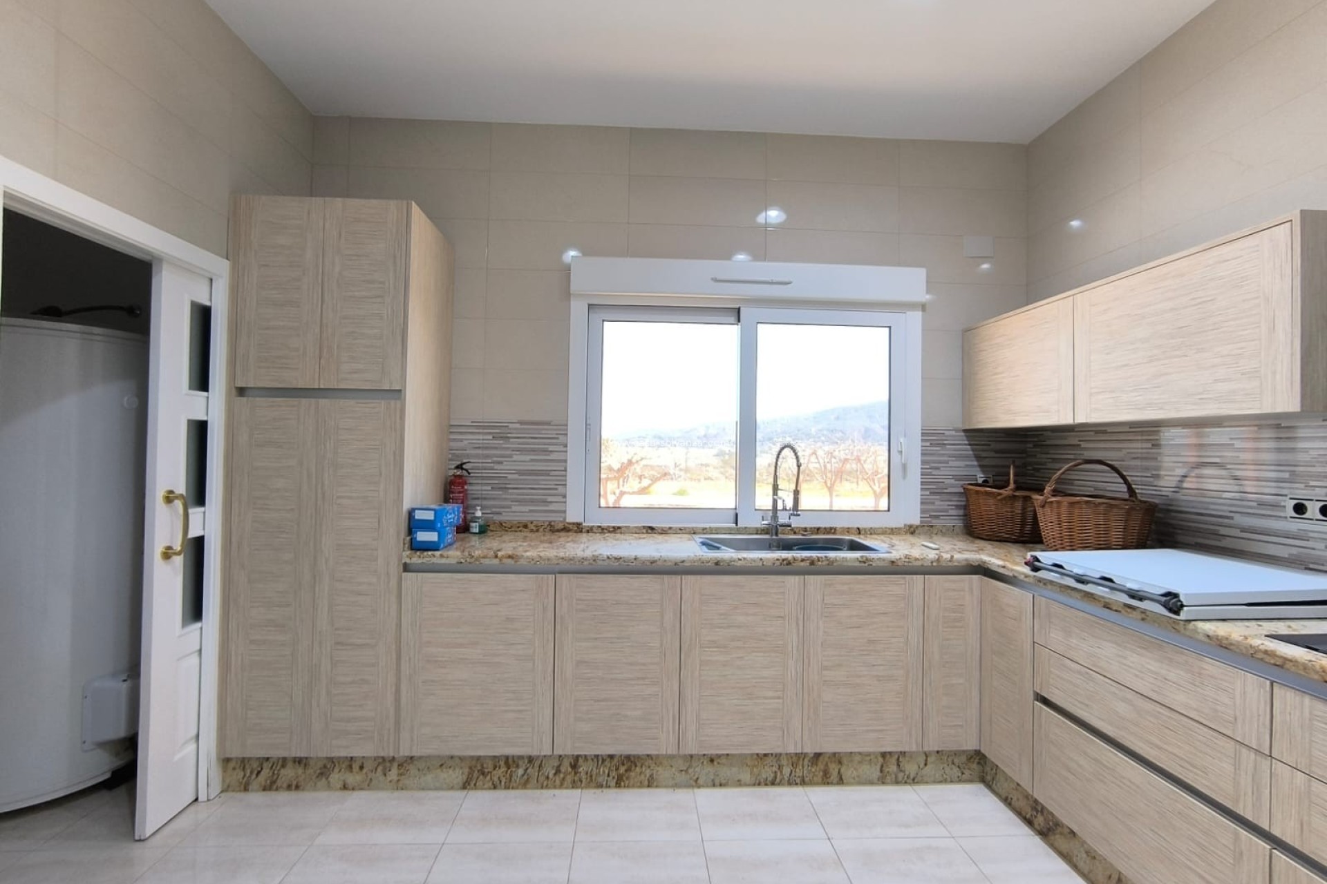 Revente - Villa - Pinoso - Inland