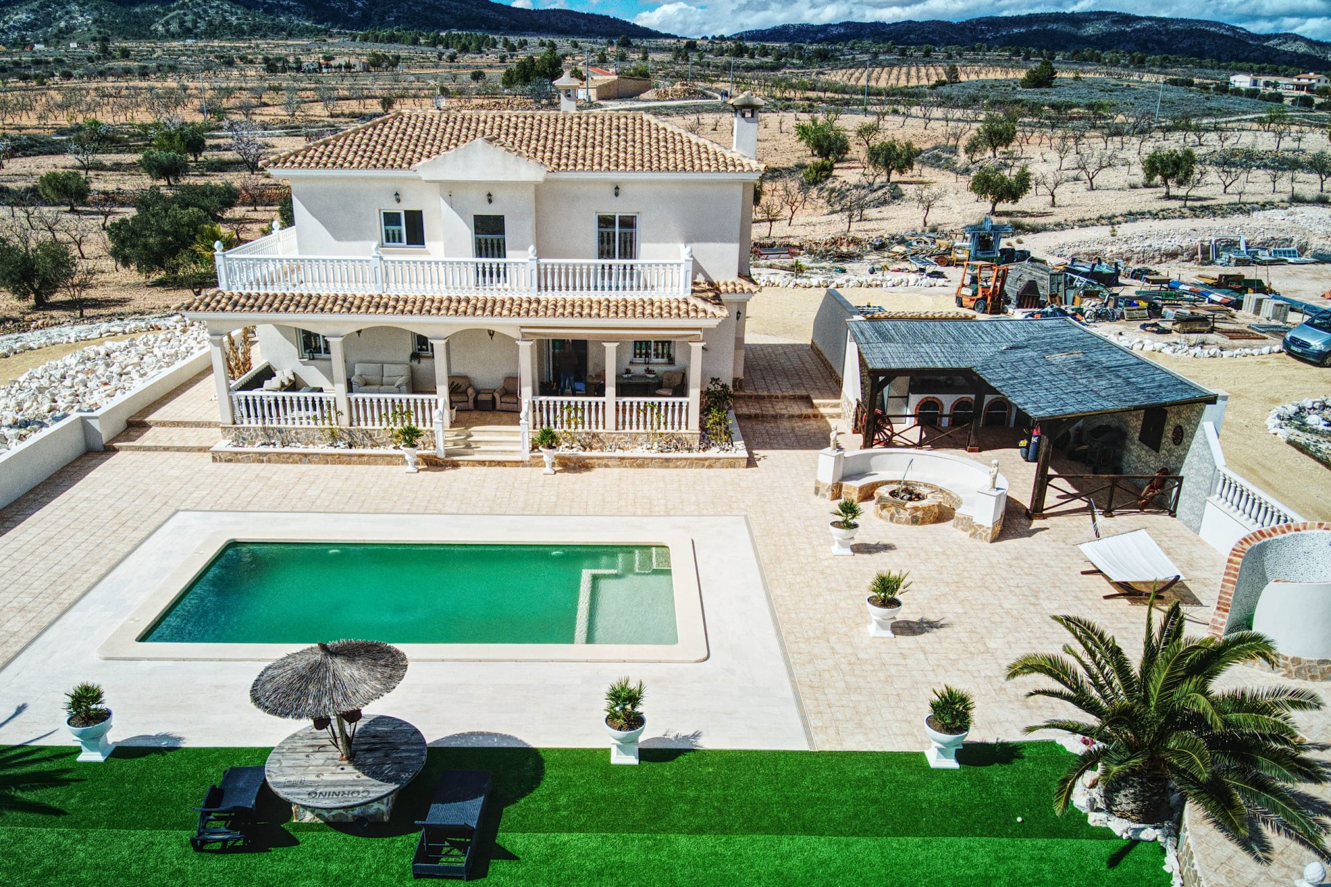 Revente - Villa - Pinoso - Nog niet