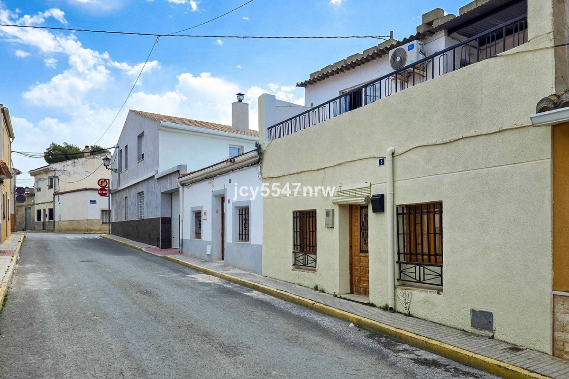 Revente - Villa - Pinoso - Pinoso Centro