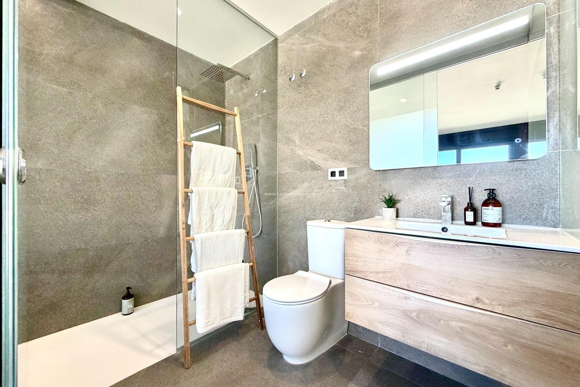 Revente - Villa - San Miguel de Salinas - Bellavista