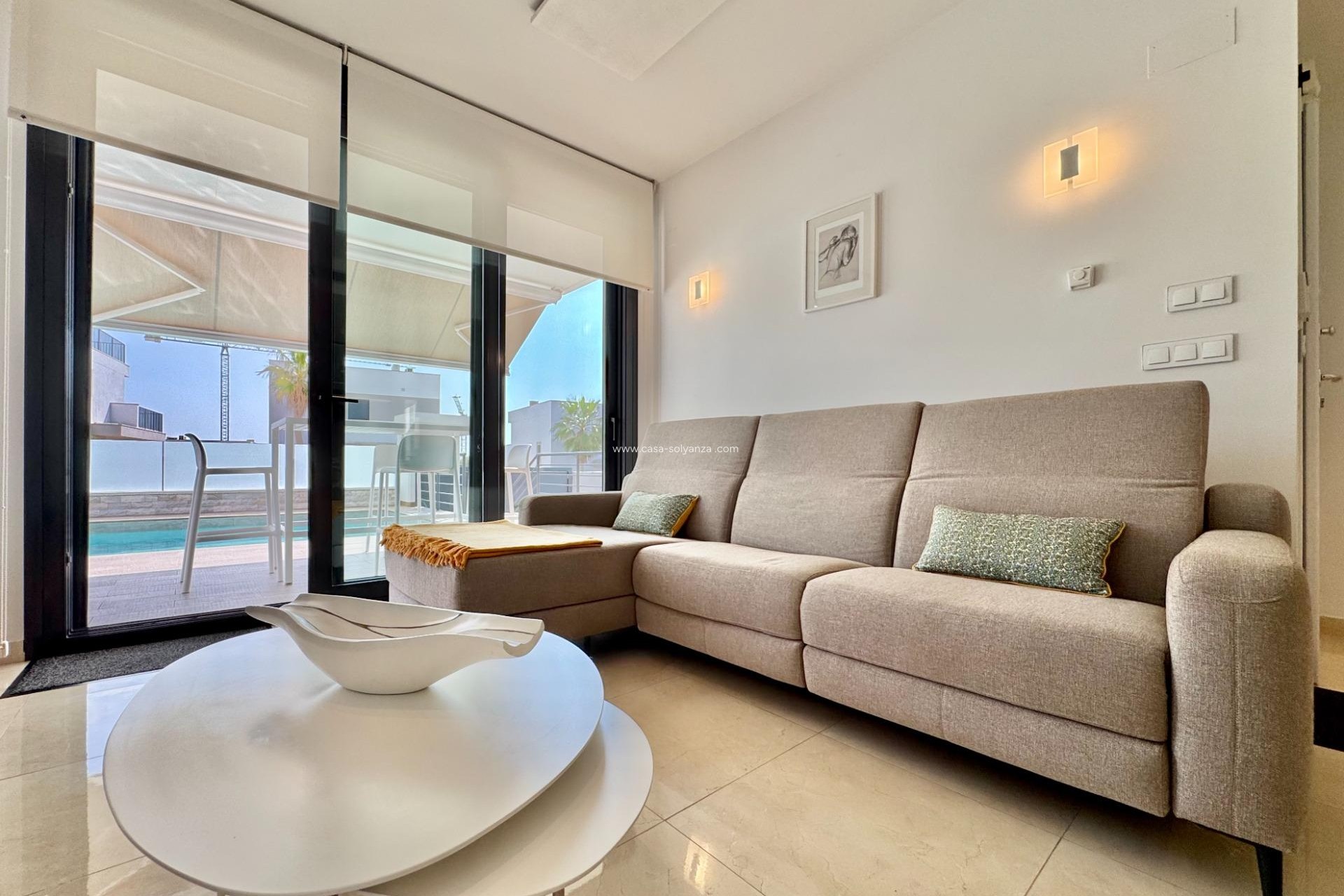 Revente - Villa - San Miguel de Salinas - Bellavista