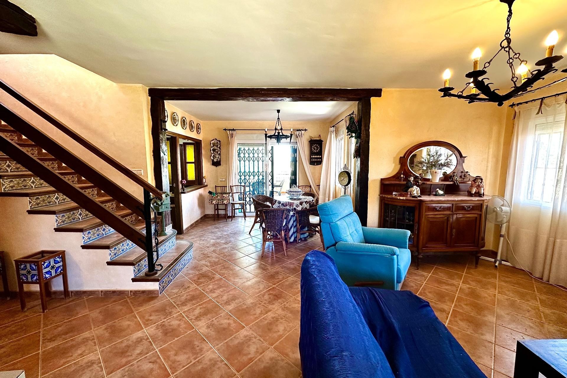 Revente - Villa - San Miguel de Salinas - Ciudad de las comunicaciones