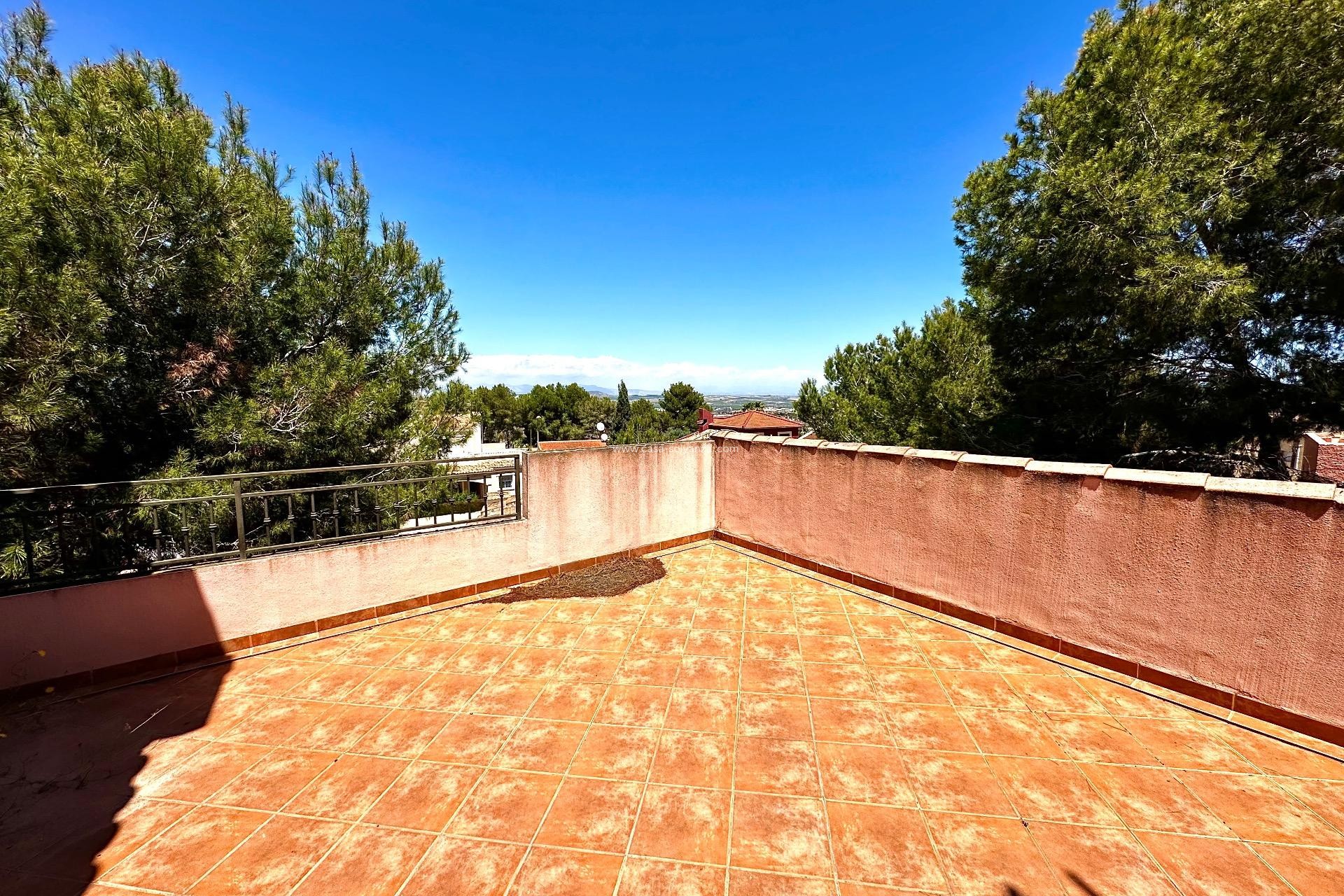 Revente - Villa - San Miguel de Salinas - Ciudad de las comunicaciones