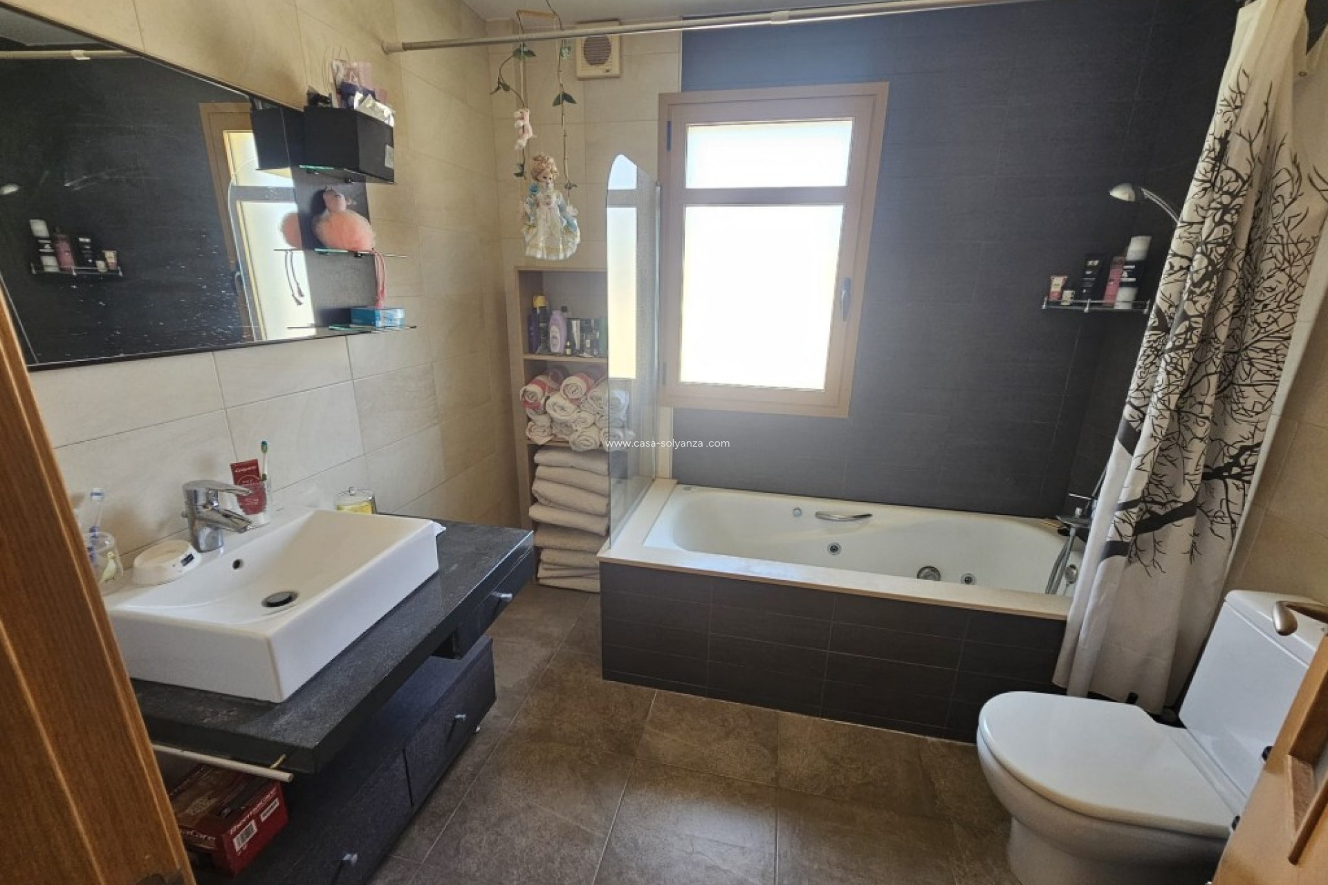 Revente - Villa - Sierra Cortina - Inland