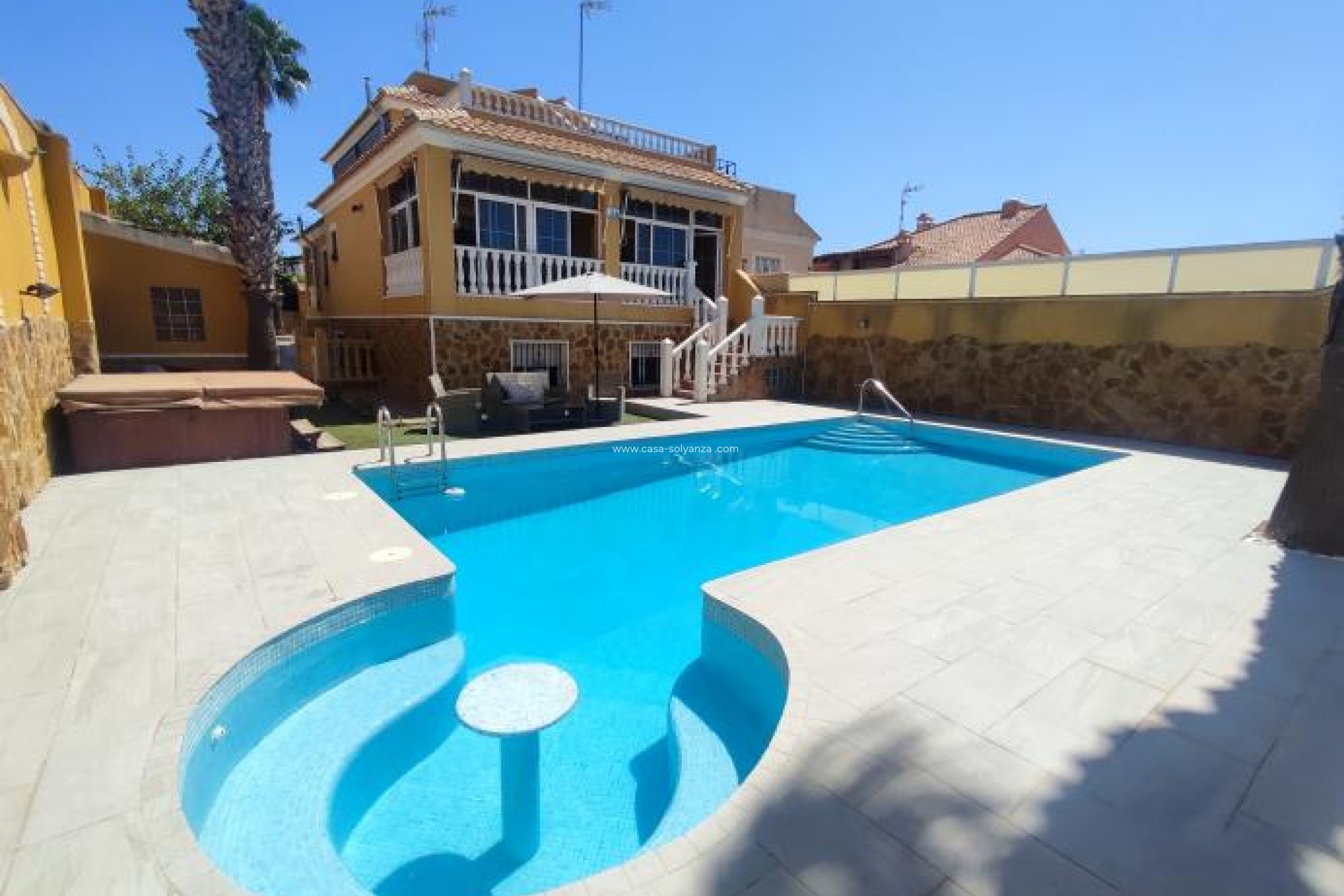 Revente - Villa - Torrevieja - Aguas nuevas