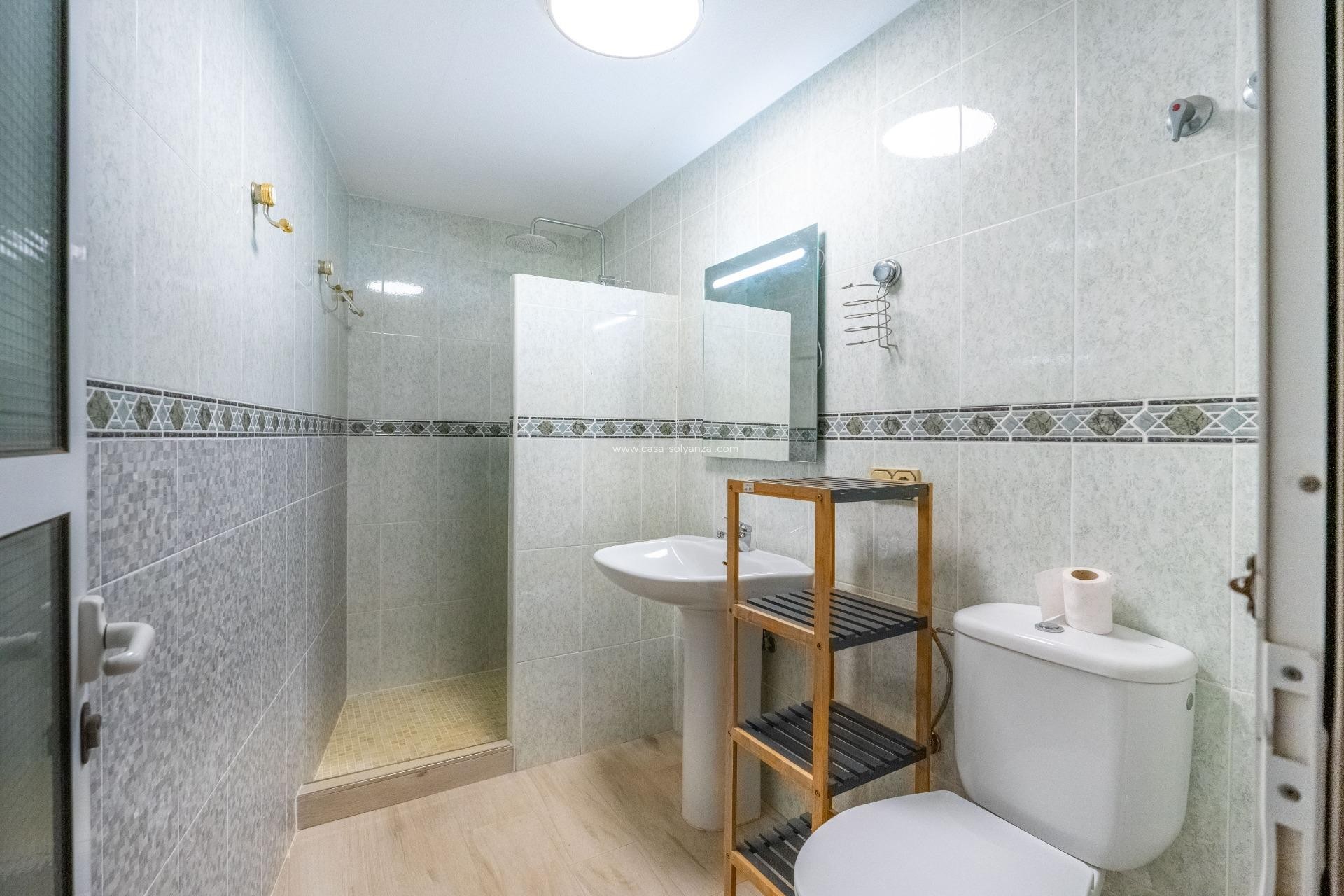 Revente - Villa - Torrevieja - El chaparral