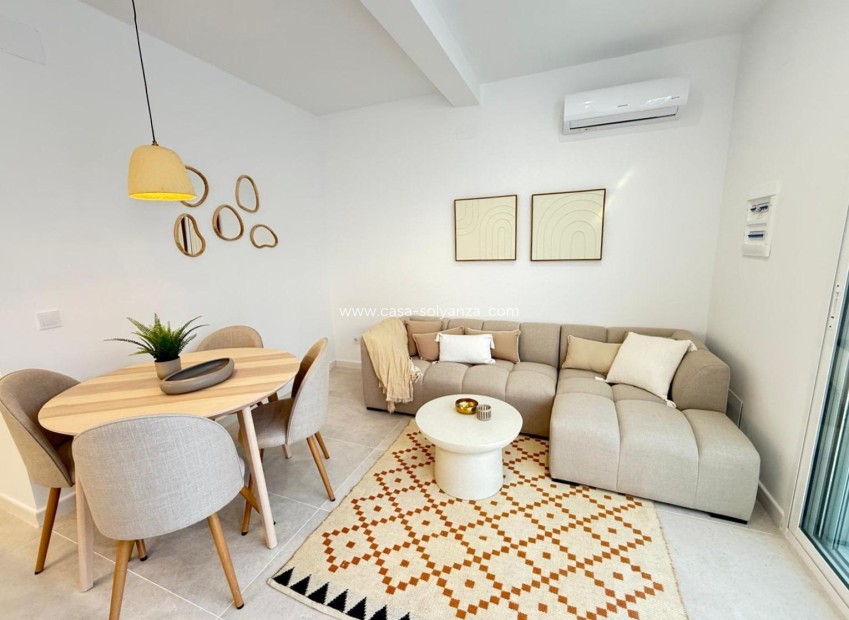 Revente - Villa - Torrevieja - El chaparral