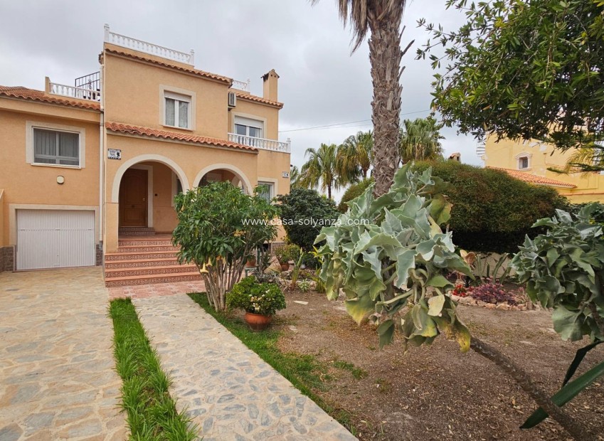 Revente - Villa - Torrevieja - El chaparral