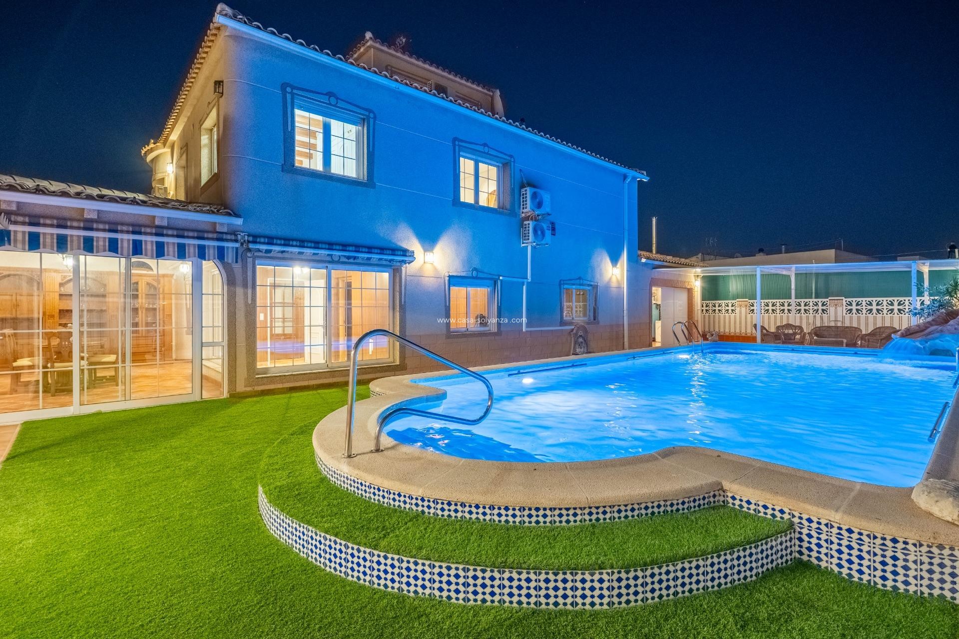 Revente - Villa - Torrevieja - El chaparral
