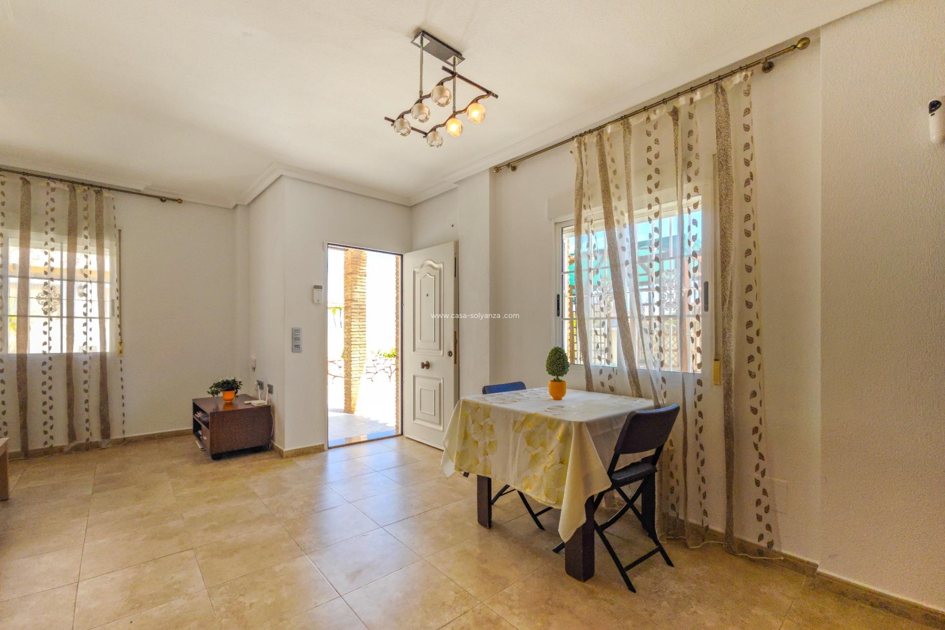 Revente - Villa - Torrevieja - La Mata
