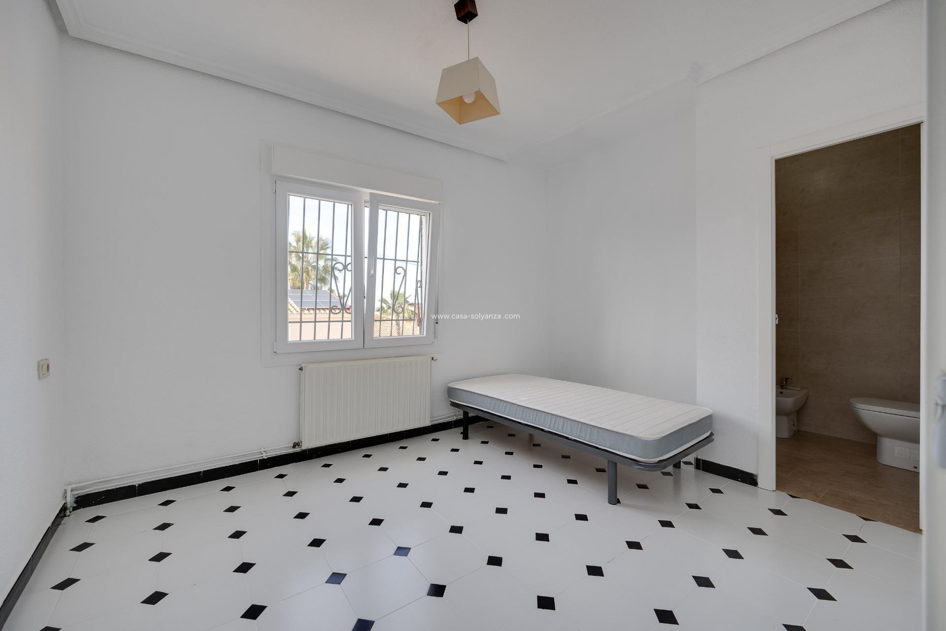 Revente - Villa - Torrevieja - La Siesta
