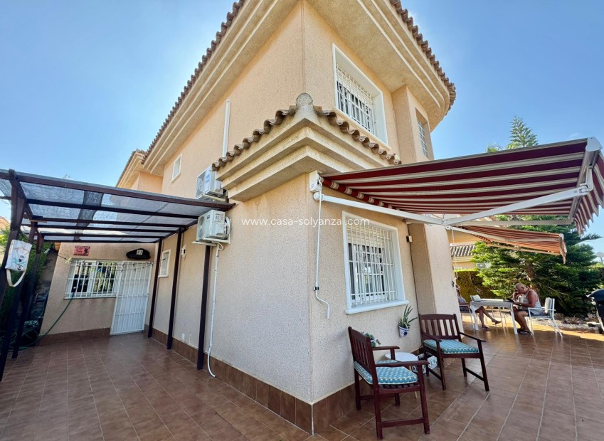 Revente - Villa - Torrevieja - Los Altos