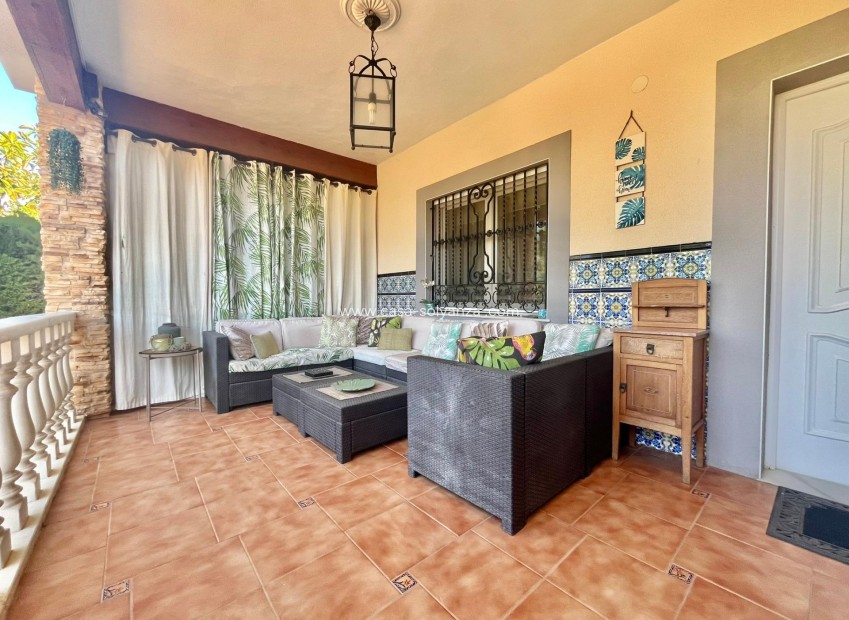 Revente - Villa - Torrevieja - Los Balcones