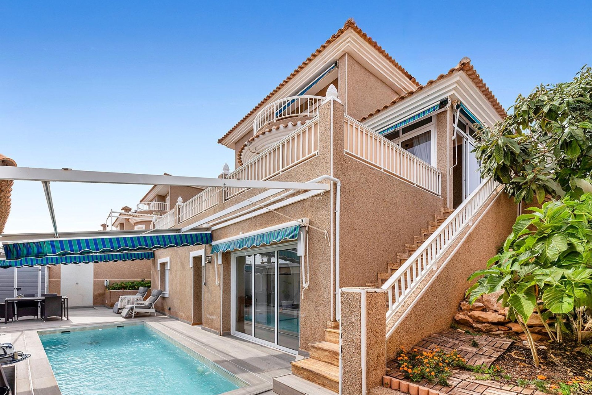 Revente - Villa - Torrevieja - Los Balcones
