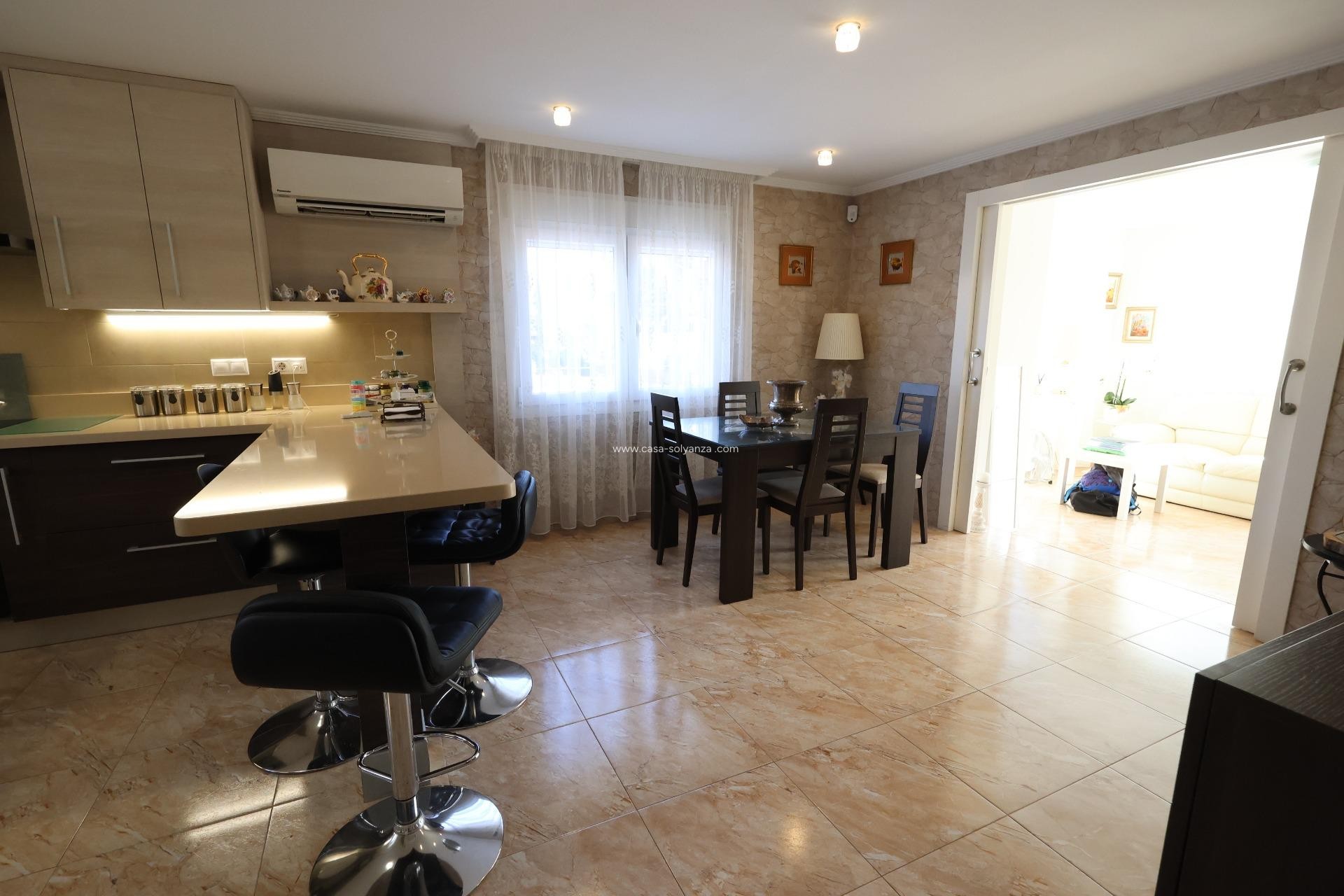 Revente - Villa - Torrevieja - Los Balcones