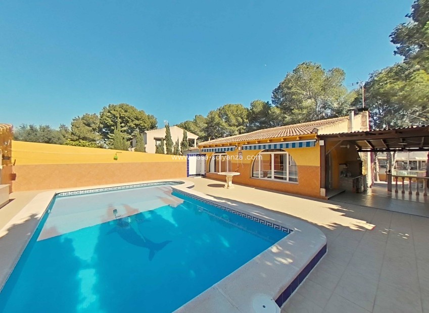 Revente - Villa - Torrevieja - Los Balcones