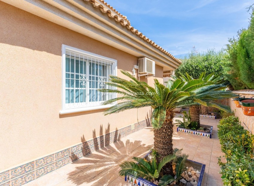 Revente - Villa - Torrevieja - Los Balcones
