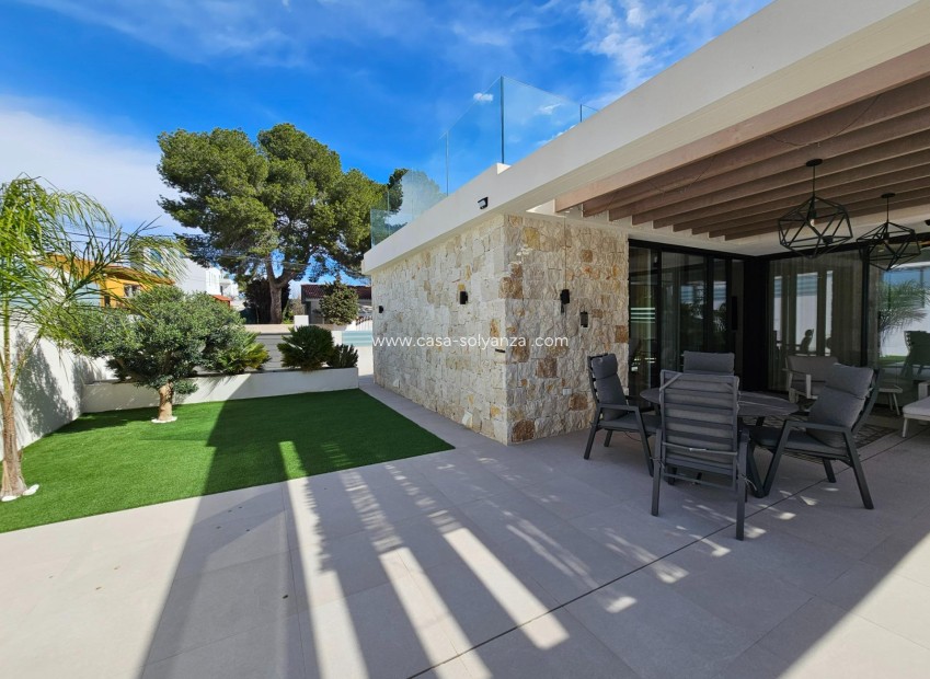 Revente - Villa - Torrevieja - Los Balcones