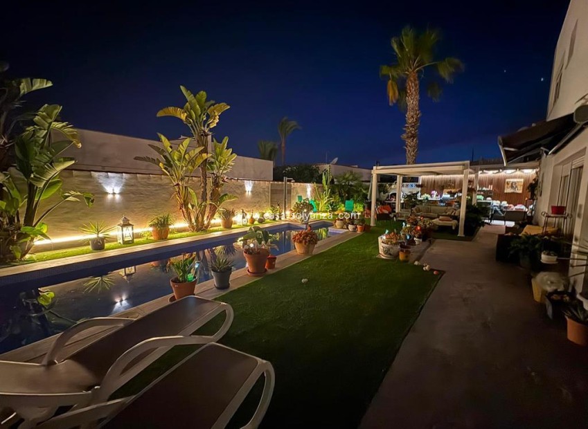 Revente - Villa - Torrevieja - Torreta Florida