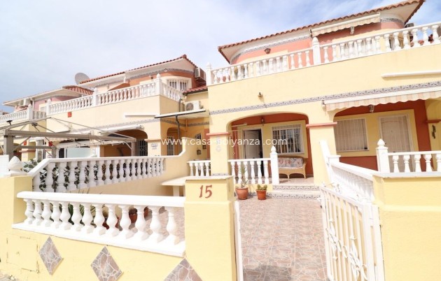 Semi-detached house - Herverkoop - Orihuela Costa - La Zenia