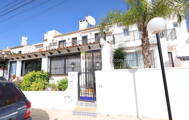 Semi-detached house - Wiederverkauf - San Miguel de Salinas - Villamartín