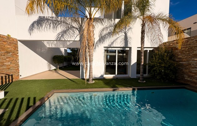 Semi-Detached Villa - Wiederverkauf - Ciudad Quesada - Rojales - CSBU-74045