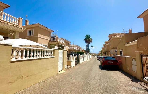 Stadthaus - Wiederverkauf - Orihuela - Urbanización Perla del Mar