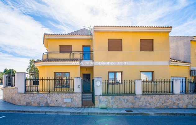 Stadthaus - Wiederverkauf - Pinoso - Calle Dalias 1