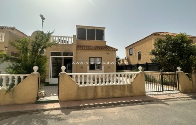 Stadthaus - Wiederverkauf - Torrevieja - La Siesta