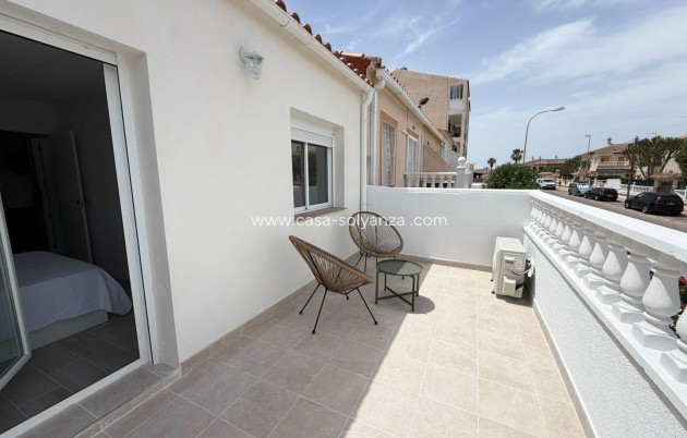 Stadthaus - Wiederverkauf - Torrevieja - Sector 25