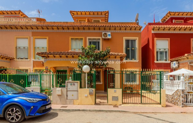 Stadthaus - Wiederverkauf - Torrevieja - Torretas