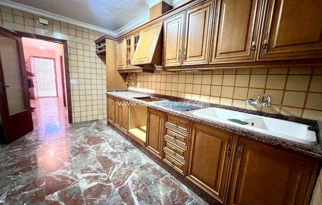 Townhouse - Resale - Barinas - Inland