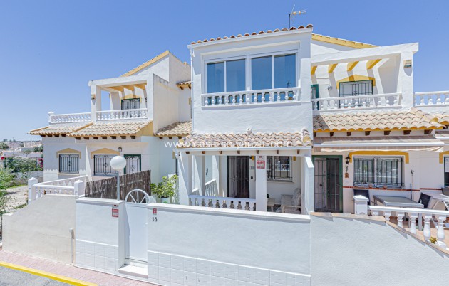 Townhouse - Resale - Los Altos - Los Altos