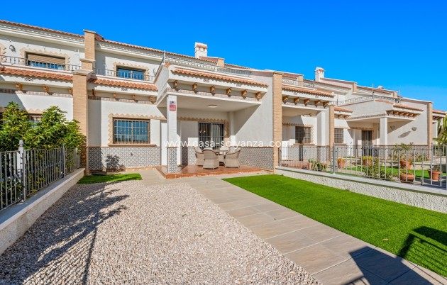 Townhouse - Resale - San Miguel de Salinas - Inland